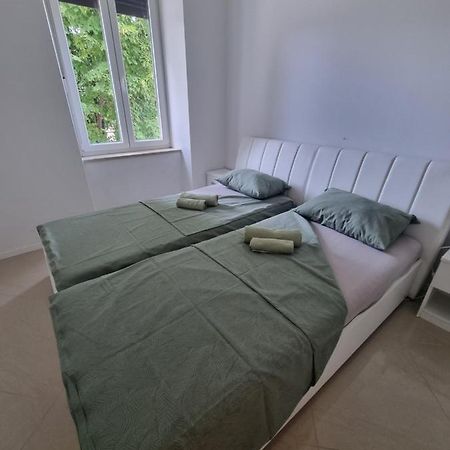 Bass Apartment Pula Ngoại thất bức ảnh