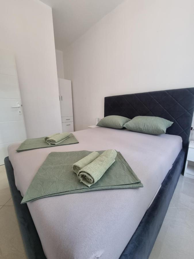 Bass Apartment Pula Ngoại thất bức ảnh